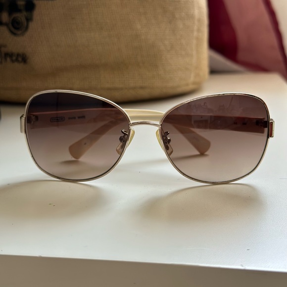 COACH Sunglasses - Picture 7 of 15